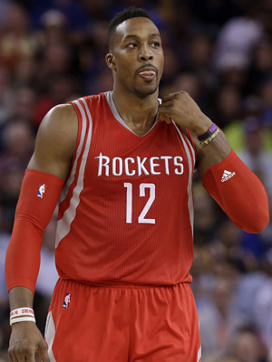 亚戈平均69.7分钟一球，本赛季中超进球数＞1的球员中用时最短（亚戈每69.7分钟进一球，本季中超进球超过1的球员中效率最高）