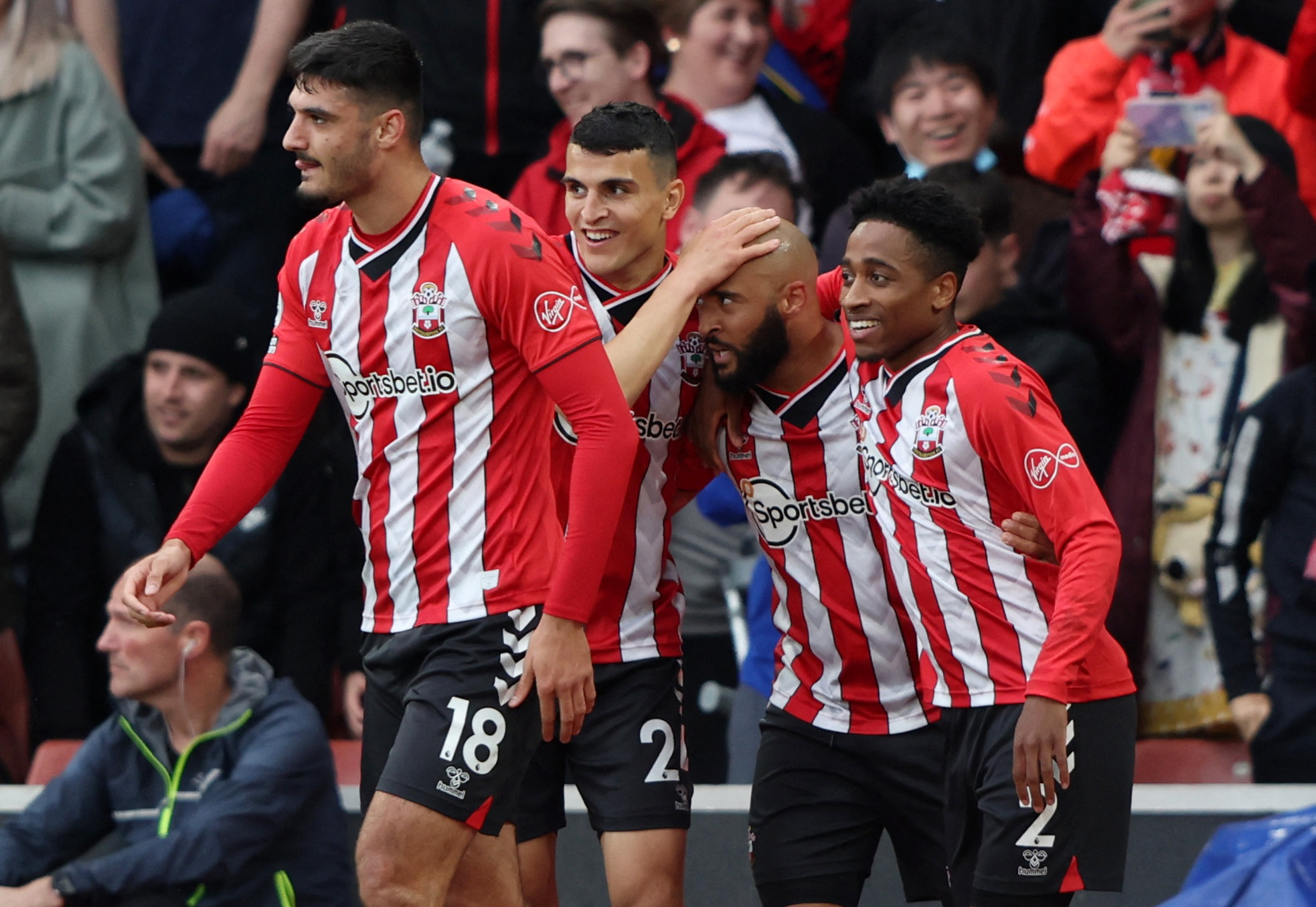 日职联半场：伊藤达哉破门，川边骏扳平，川崎前锋1-1广岛三箭（日职联半场战报：伊藤达哉先拔头筹，川边骏追平，川崎前锋1-1广岛三箭）