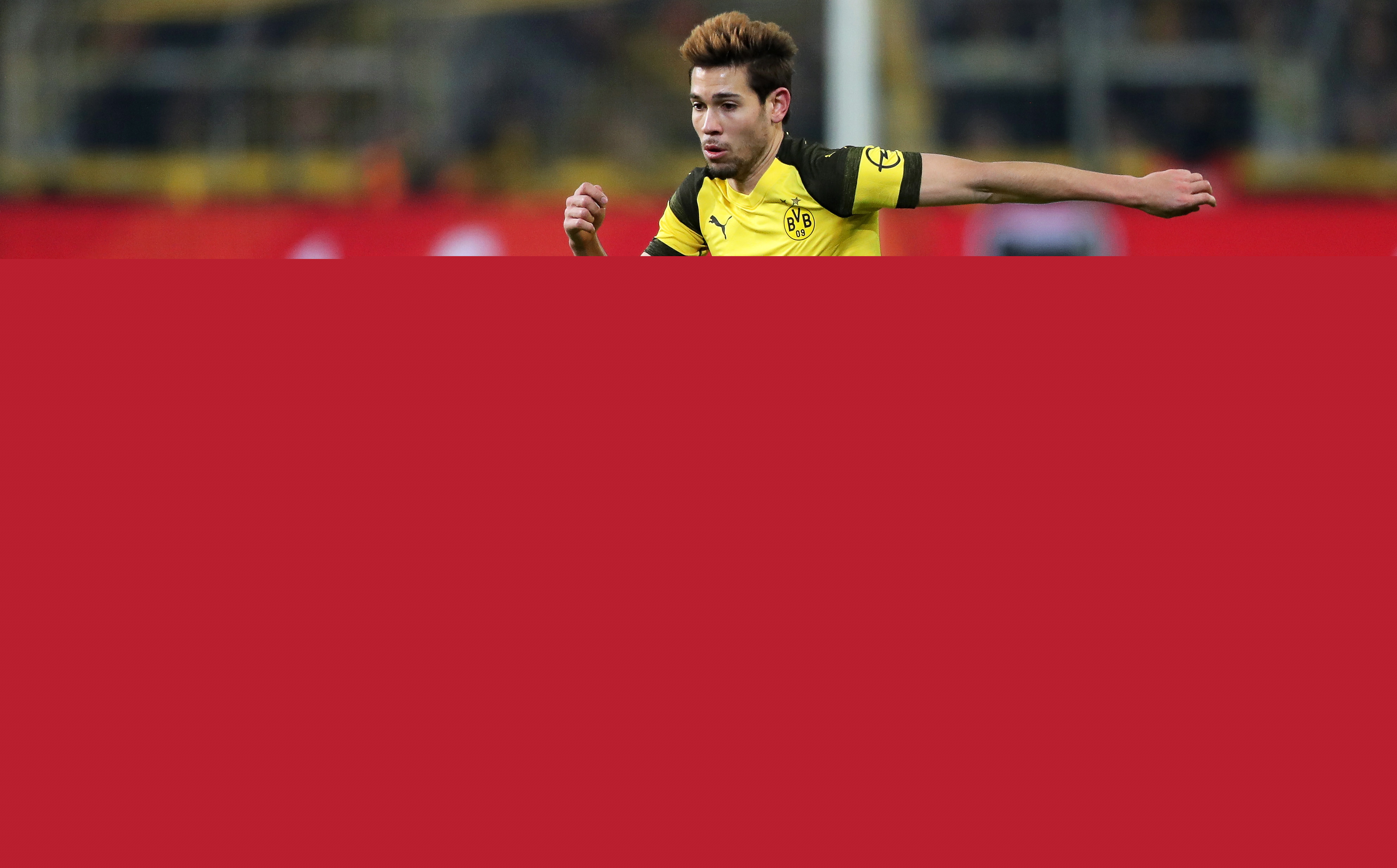 足球国足体脂数据公布，多名球员达标（国足发布体脂率数据，多人符合标准）