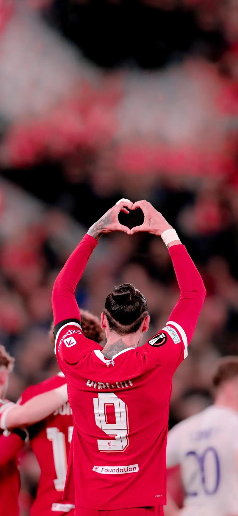 格纳布里：我不知道凯恩效率高的秘诀，要知道的话我也会去学（格纳布里：不清楚凯恩为何如此高效，若是知道我也会去学）