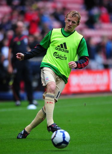 蒂尔潘生涯执法欧冠共判31粒点球，成为欧冠判点最多的主裁（蒂尔潘欧冠生涯累计吹罚31个点球，成欧冠点球判罚最多主裁）