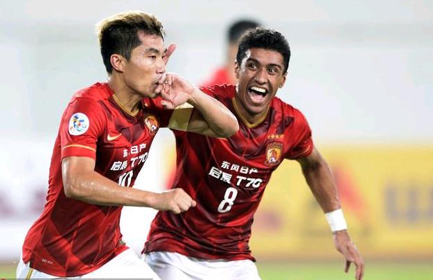 科莫vs萨索洛：尼科-帕斯、阿尔韦托-莫雷诺首发，马蒂奇、贝拉尔迪出战（科莫对阵萨索洛：尼科-帕斯、阿尔韦托-莫雷诺先发，马蒂奇与贝拉尔迪出战）