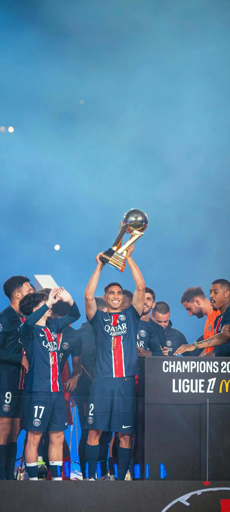 致敬，若塔兄弟前东家贡多马尔在球衣上印了他们的头像和名字（贡多马尔向若塔兄弟致敬：球衣印上两人头像与姓名）