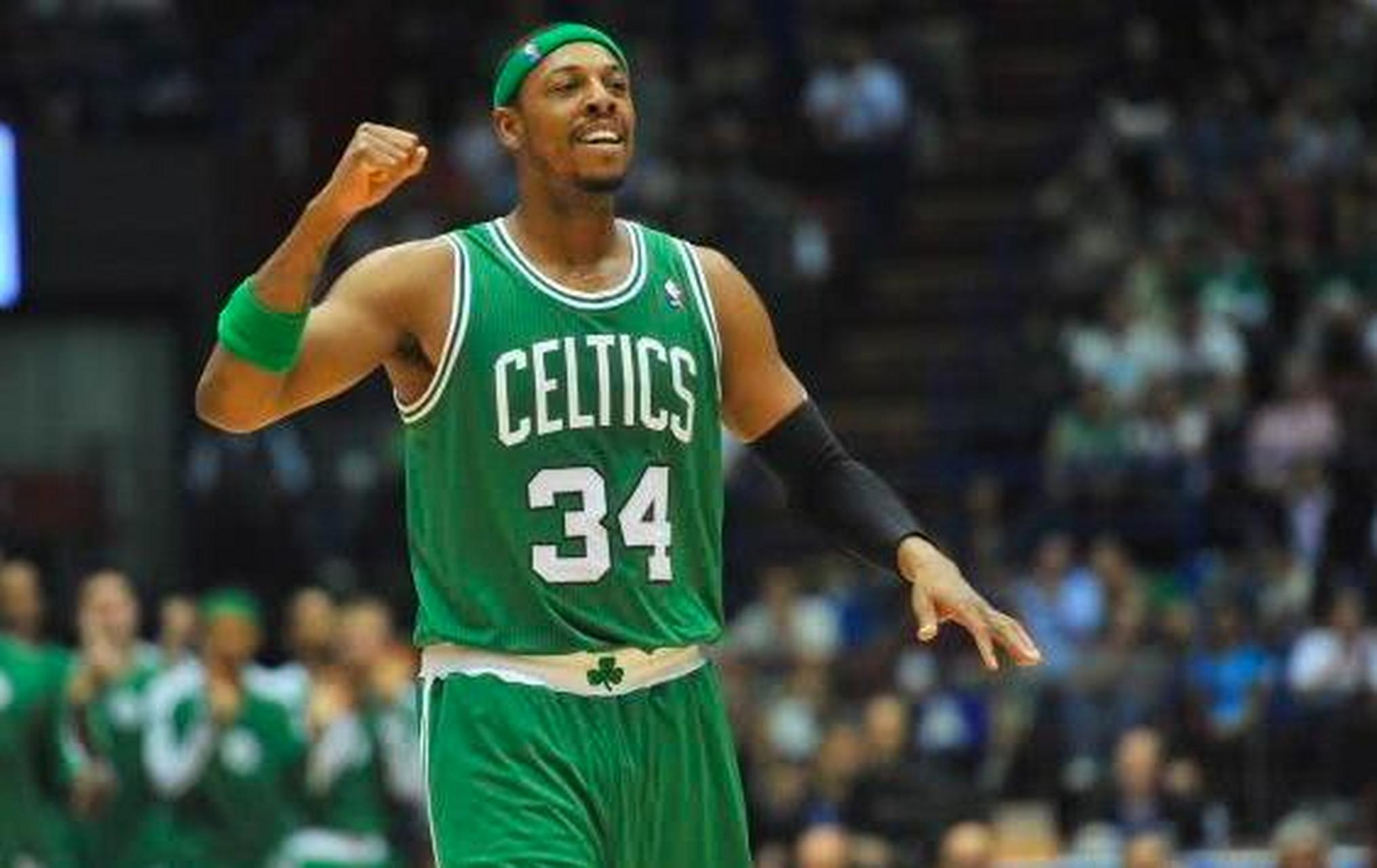 阿隆索命悬一线！皇马主席不满现代足球理念，欧冠生死战或成转折点（皇马主席不满现代足球观念，阿隆索前途堪忧，欧冠生死战或成分水岭）