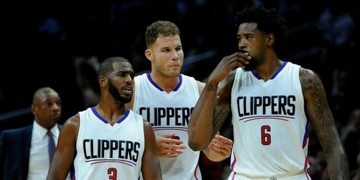 尤文2-0帕福斯，戴维破门+失良机，麦肯尼建功，伊尔迪兹助攻（尤文2-0胜帕福斯，戴维建功仍错失良机，麦肯尼破门，伊尔迪兹送助攻）