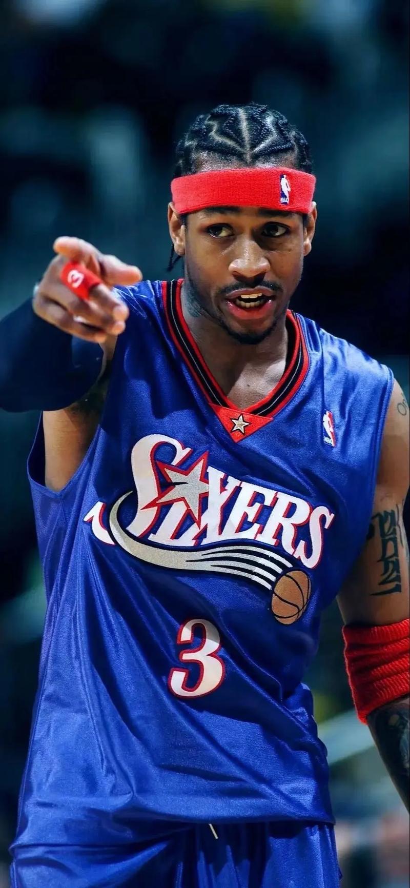 TA：非洲杯成曼联变阵契机，多名替补&小将可能迎来机会（TA：非洲杯或成曼联调整阵容良机，多名替补与小将有望获得出场机会）