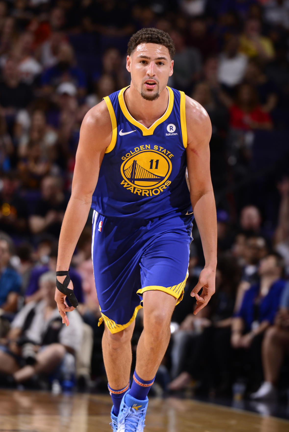 法尔克：拜仁想把努贝尔卖给英超俱乐部，但他的高薪会是问题（法尔克：拜仁拟将努贝尔出售至英超，高薪或成交易障碍）